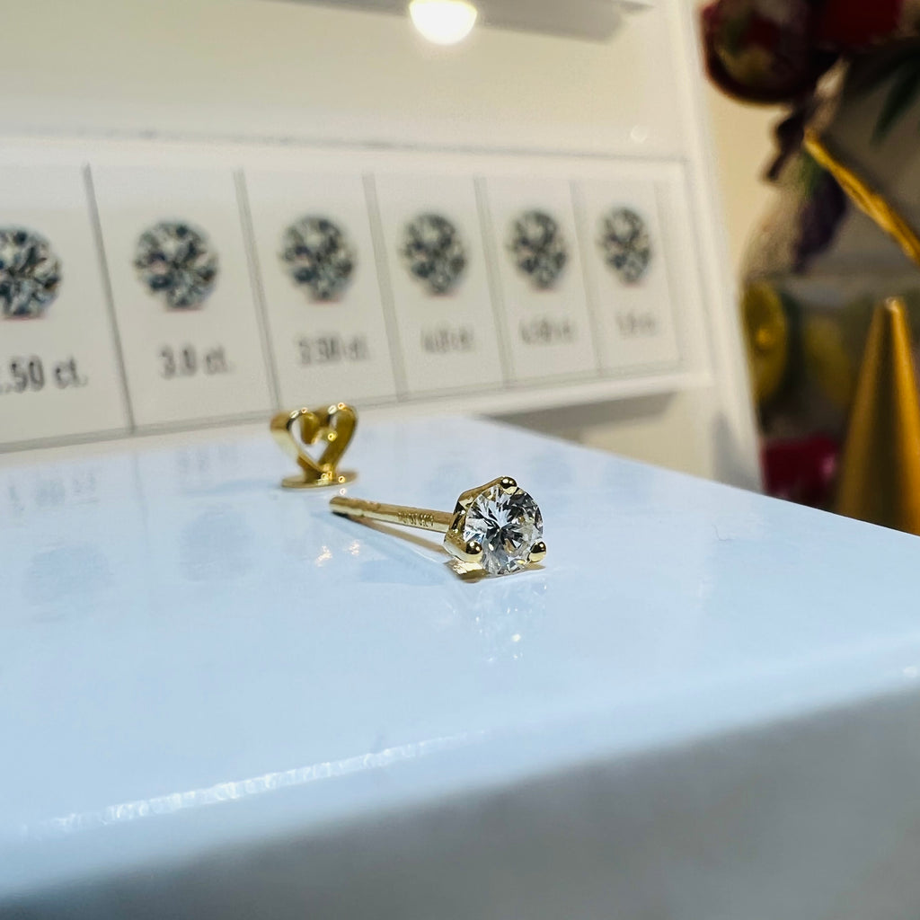 18K黃金鑽石耳環 YE001177 單隻耳環