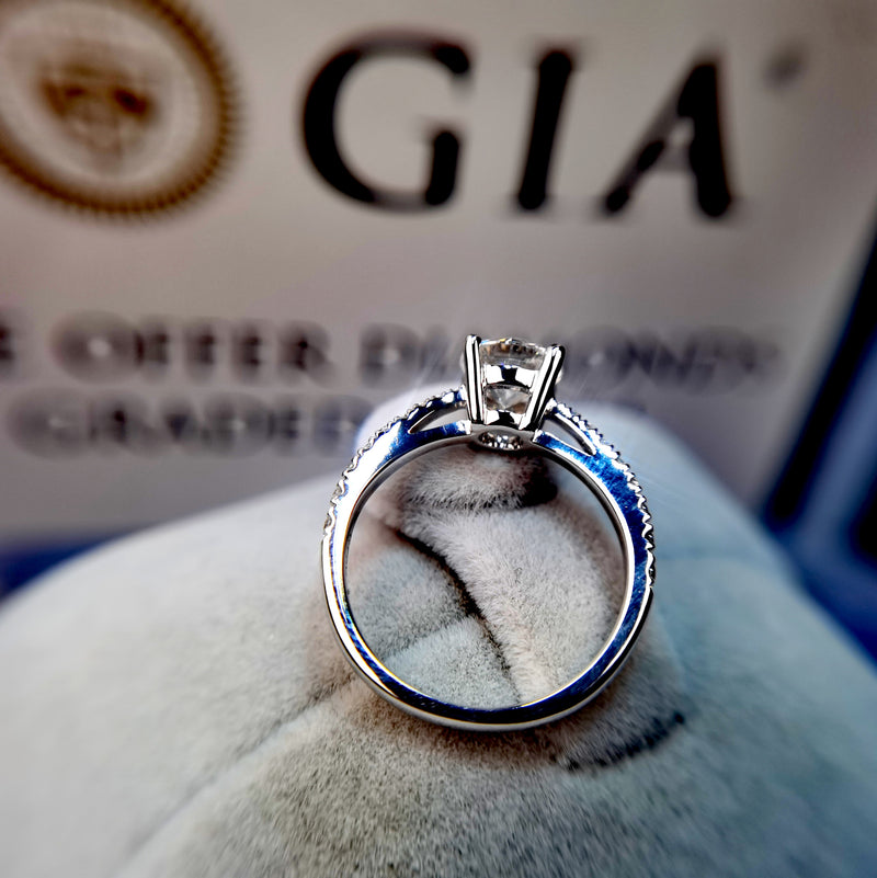 GIA證書 18K黃金鑽石戒指 55份 G色