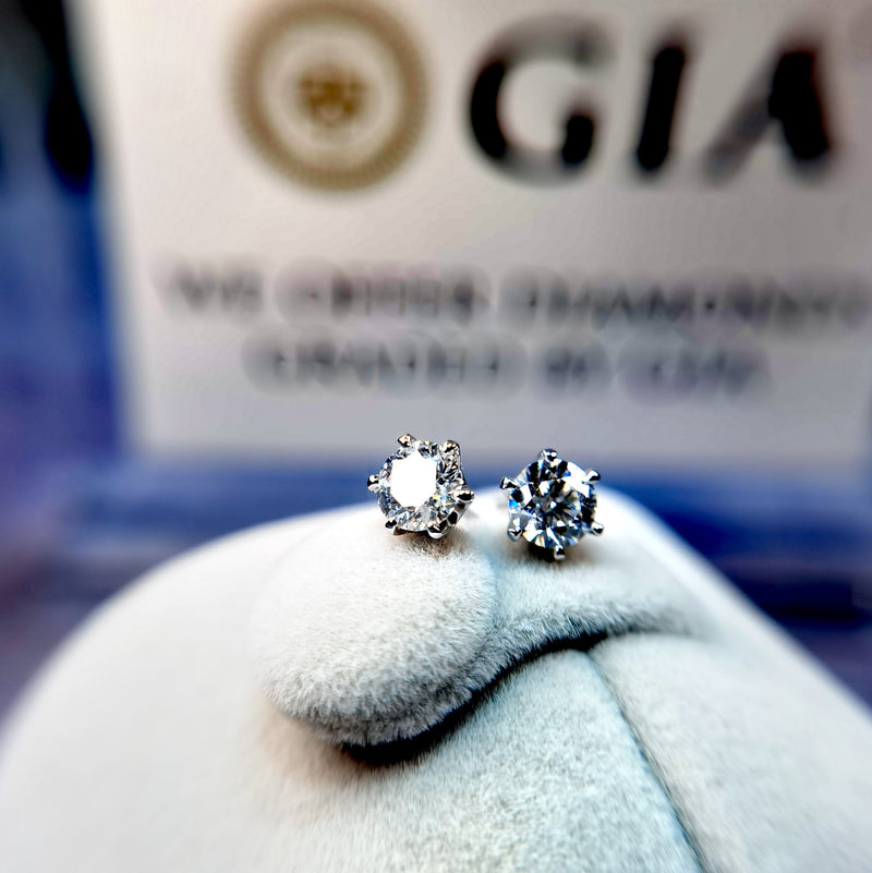 97份 E色 VVS1 GIA證書 6爪鑲嵌 18K黃金鑽石耳環