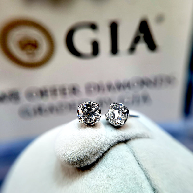 64份 D色 VS2 GIA證書 3爪鑲嵌 18K黃金鑽石耳環
